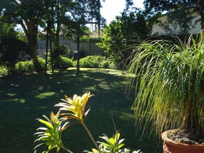 37 Yangoora Cres, Ashmore QLD 4214