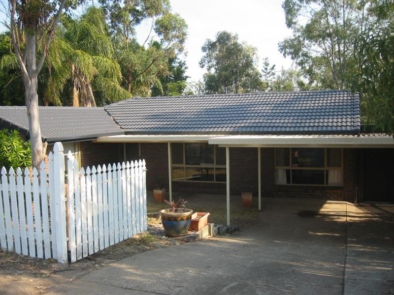 29 Quigan Tce, Highland Park QLD 4211