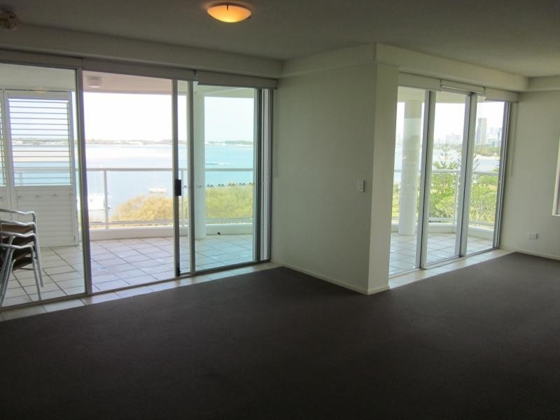 242-244 Marine Pde, Labrador QLD 4215