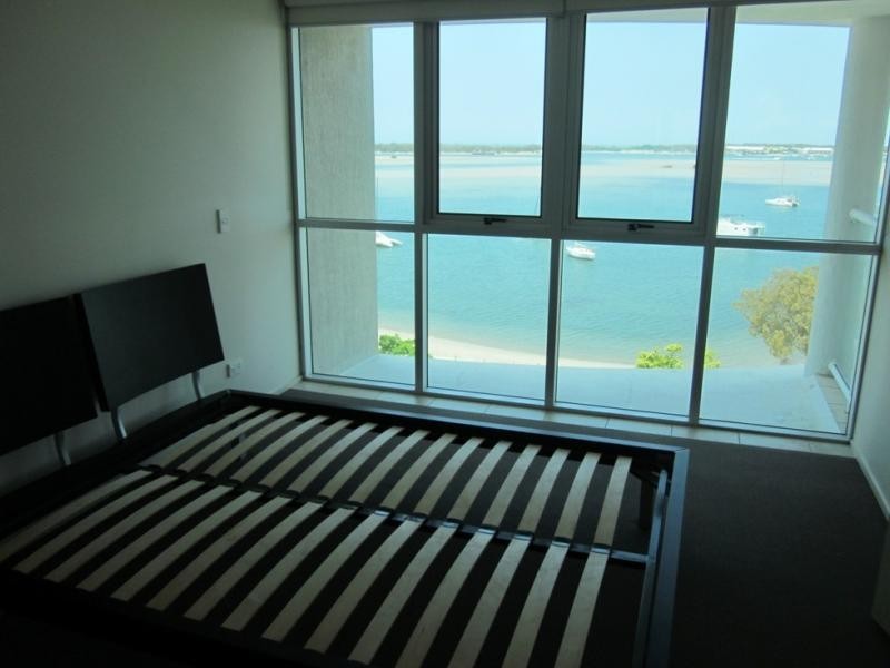 242-244 Marine Pde, Labrador QLD 4215