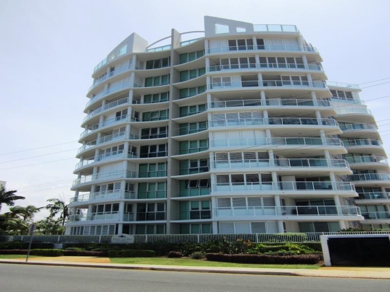 242-244 Marine Pde, Labrador QLD 4215