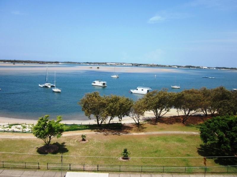 22/242 Marine Pde, Labrador QLD 4215