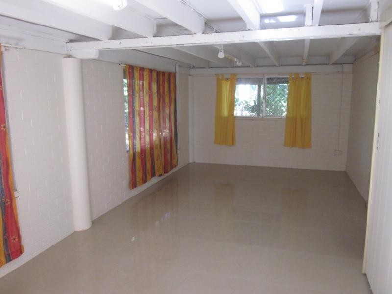 21 Petersen St, Southport QLD 4215