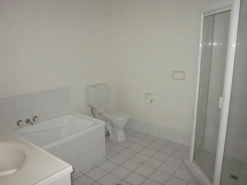 6 Crestridge Cres, Oxenford QLD 4210