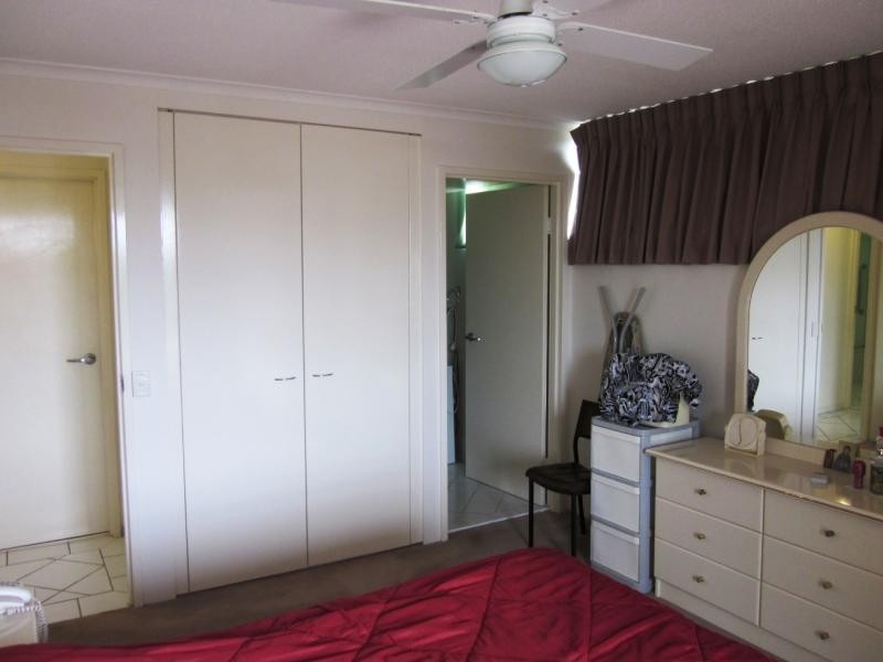 114 Marine Pde, Southport QLD 4215