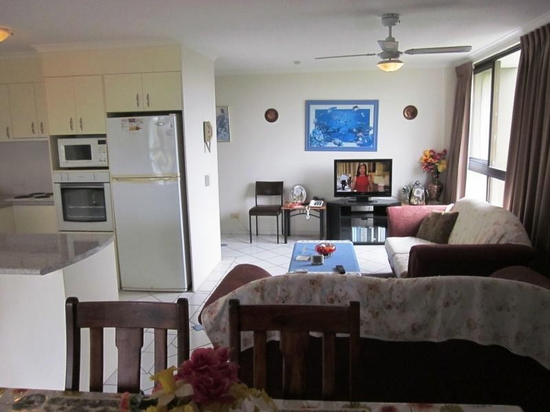 114 Marine Pde, Southport QLD 4215