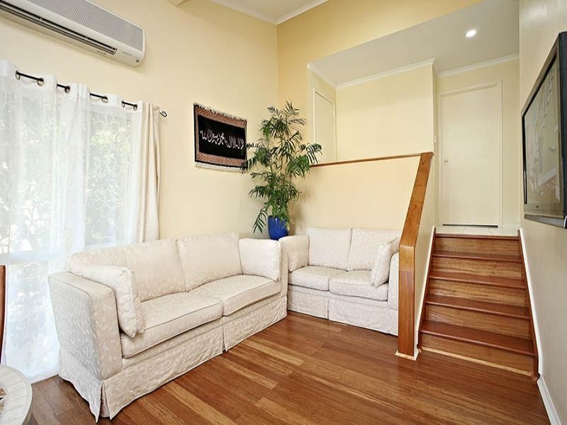 13 Bellona Crt, Pacific Pines QLD 4211