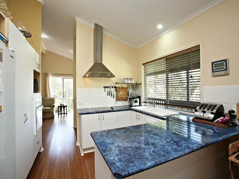 13 Bellona Crt, Pacific Pines QLD 4211