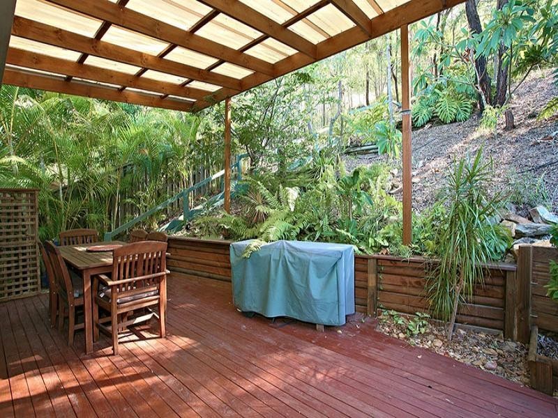 13 Bellona Crt, Pacific Pines QLD 4211