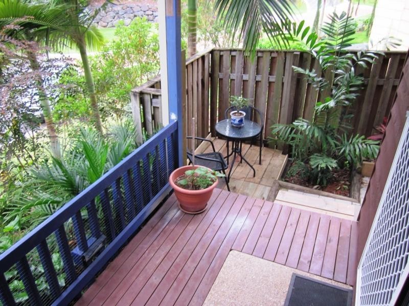 13 Bellona Crt, Pacific Pines QLD 4211
