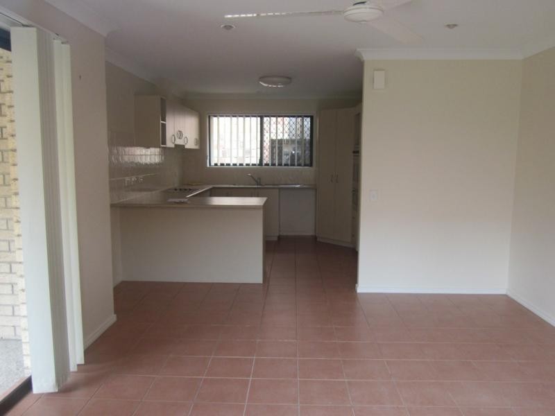 19 Robson St, Forest Lake QLD 4078