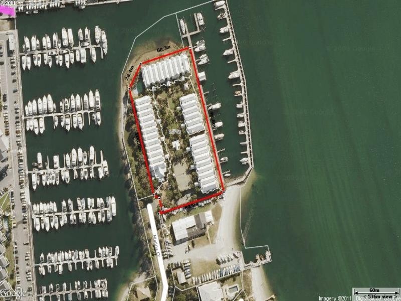 33/3 Marina Cres, Runaway Bay QLD 4216