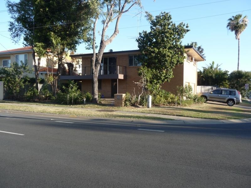 160 Monaco St, Broadbeach Waters QLD 4218