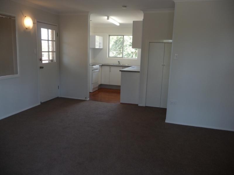 160 Monaco St, Broadbeach Waters QLD 4218