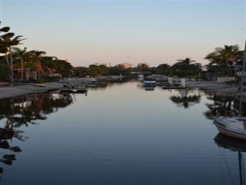 160 Monaco St, Broadbeach Waters QLD 4218