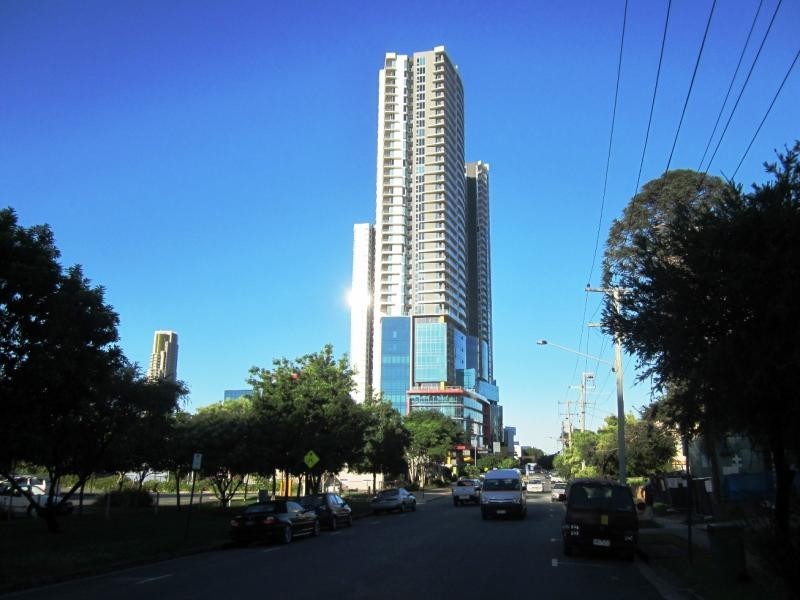 5/24 Lawson St, Southport QLD 4215