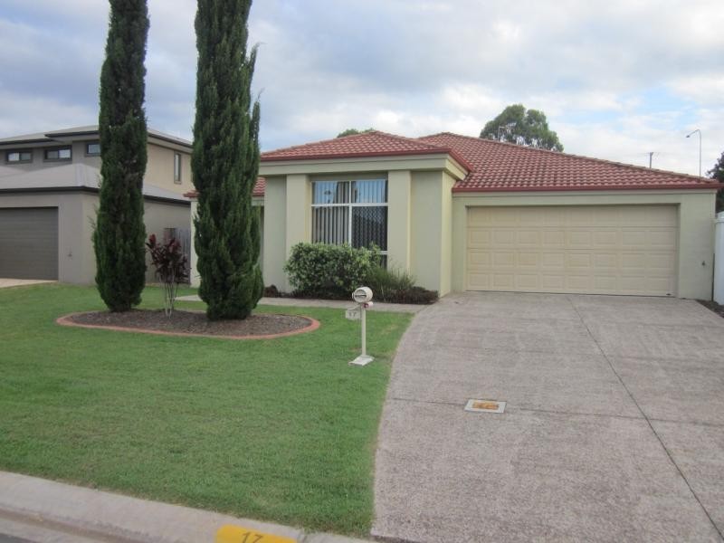 17 Ontario Crt, Oxenford QLD 4210