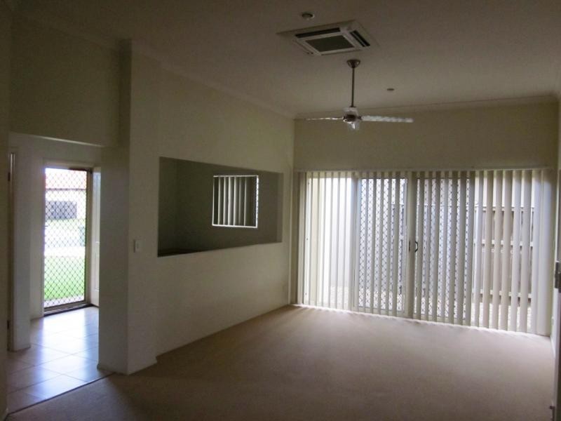 17 Ontario Crt, Oxenford QLD 4210