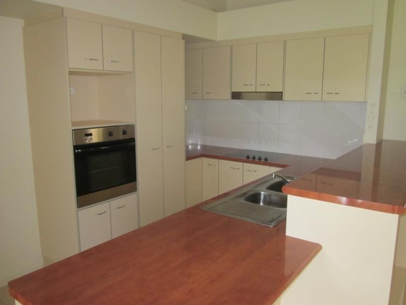 17 Ontario Crt, Oxenford QLD 4210