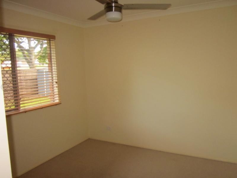 8 Tandanus Crt, Oxenford QLD 4210