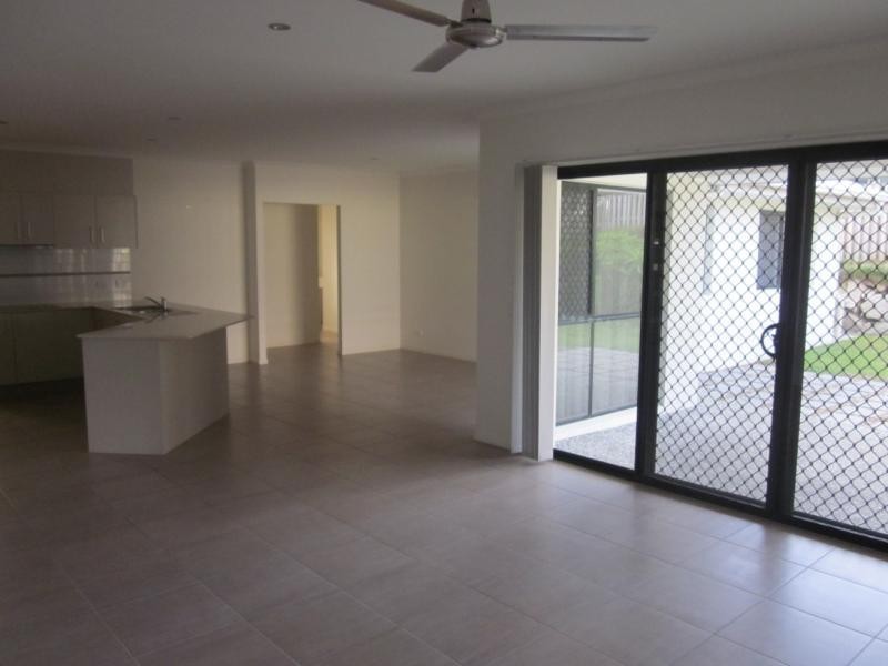 46 Treeline Cct, Upper Coomera QLD 4209