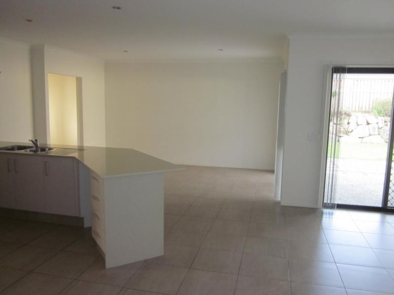 46 Treeline Cct, Upper Coomera QLD 4209