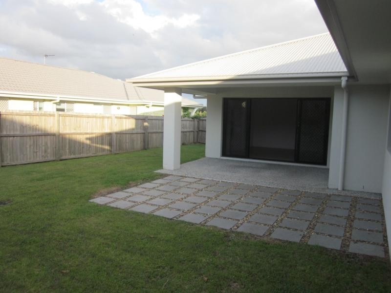 46 Treeline Cct, Upper Coomera QLD 4209