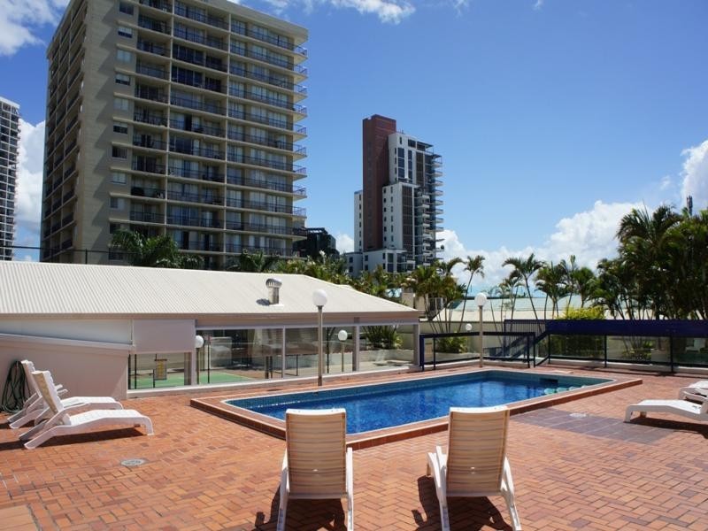 67 Ferny Ave, Surfers Paradise QLD 4217
