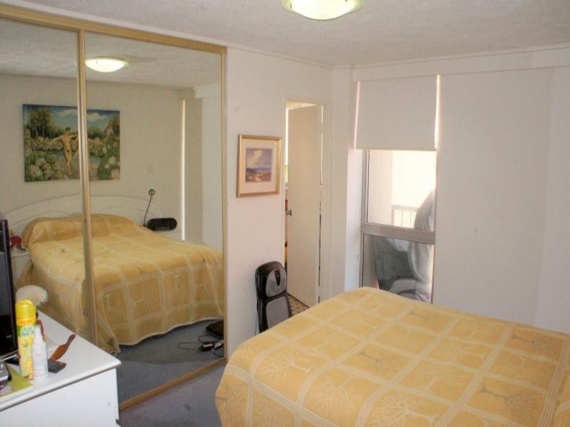 67 Ferny Ave, Surfers Paradise QLD 4217