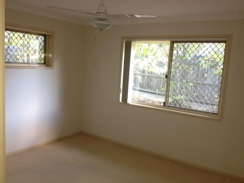 9 Warrego Place, Forest Lake QLD 4078