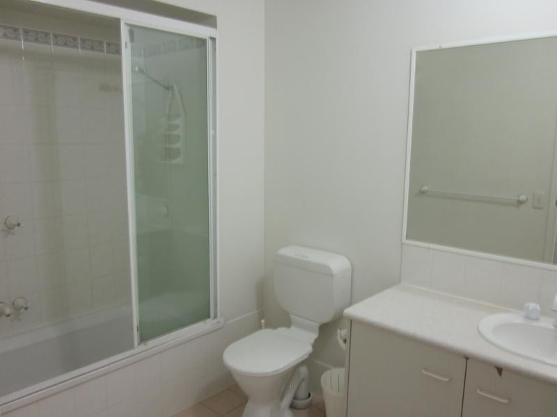 42/1 University Dr, Robina QLD 4226