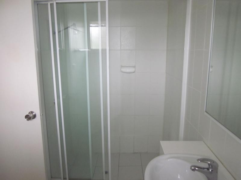 3/42 Sunrise Blvd, Surfers Paradise QLD 4217
