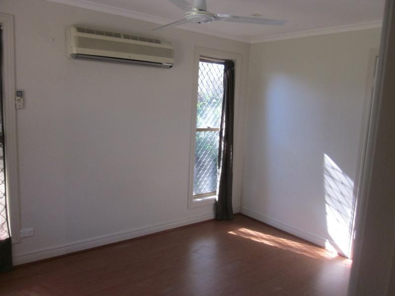 29 Quigan Tce, Highland Park QLD 4211