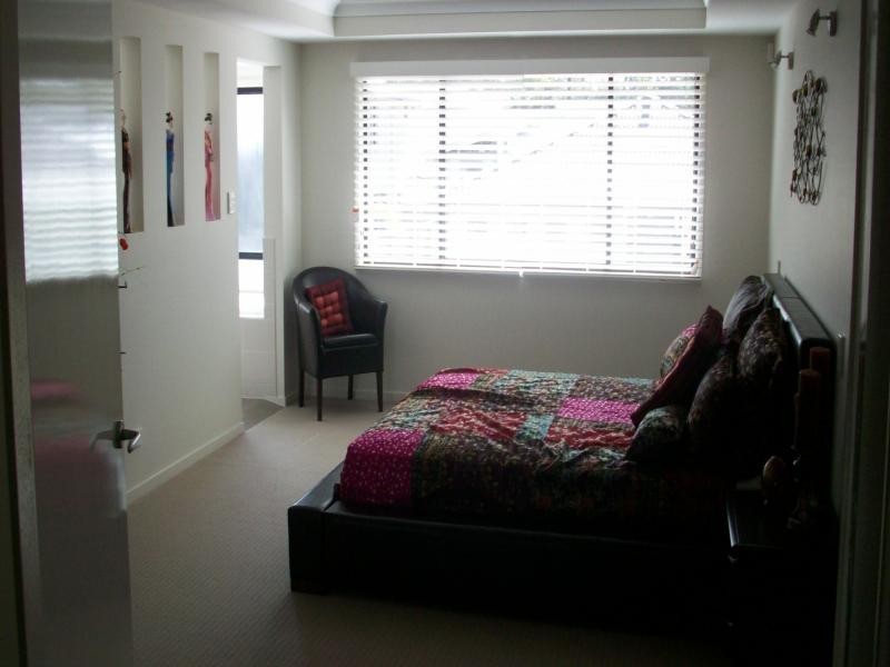 17 Rainlilly Cres, Upper Coomera QLD 4209