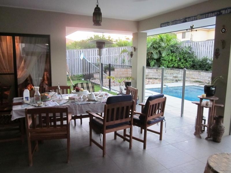 17 Rainlilly Cres, Upper Coomera QLD 4209