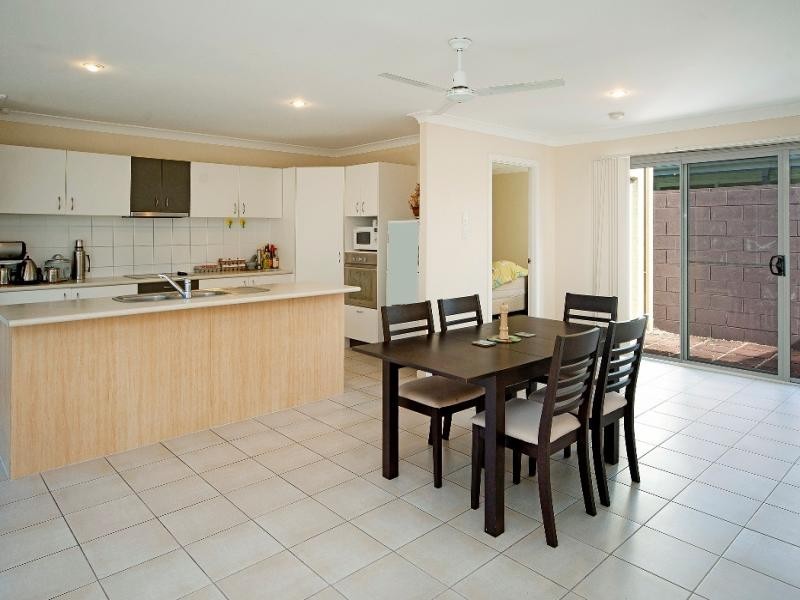 Pacific Pines QLD 4211