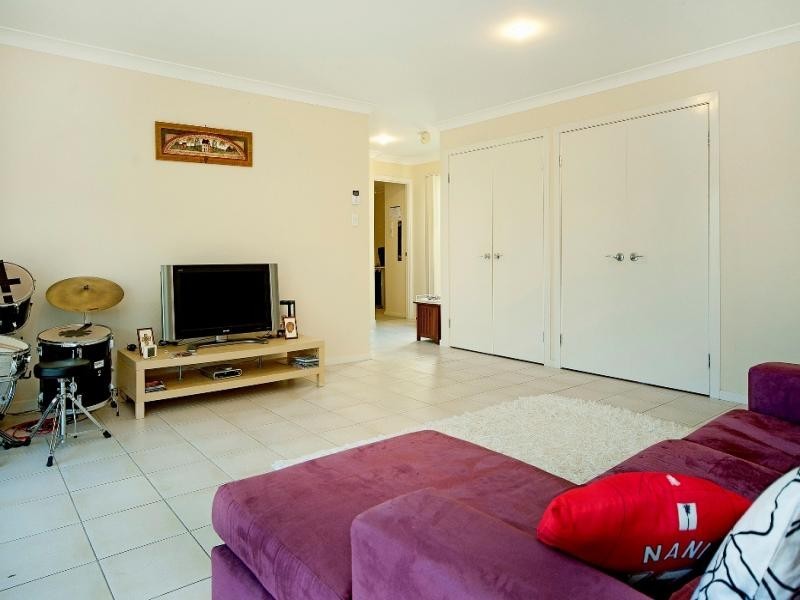 Pacific Pines QLD 4211