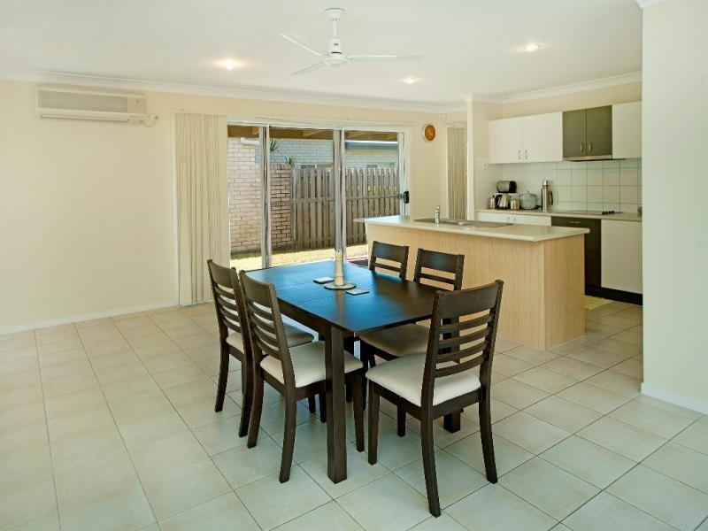 Pacific Pines QLD 4211