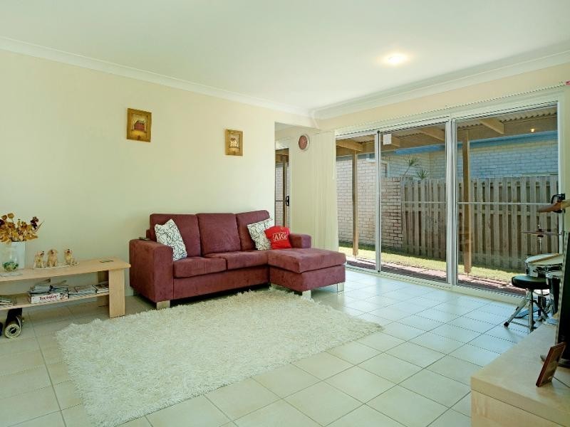 Pacific Pines QLD 4211