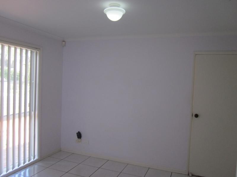 51 Edinburgh Rd, Benowa Waters QLD 4217