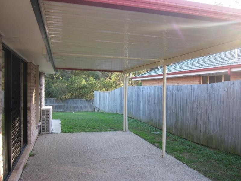 6 Diamondy Close, Forest Lake QLD 4078