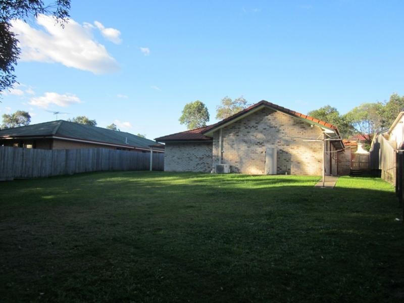 6 Diamondy Close, Forest Lake QLD 4078