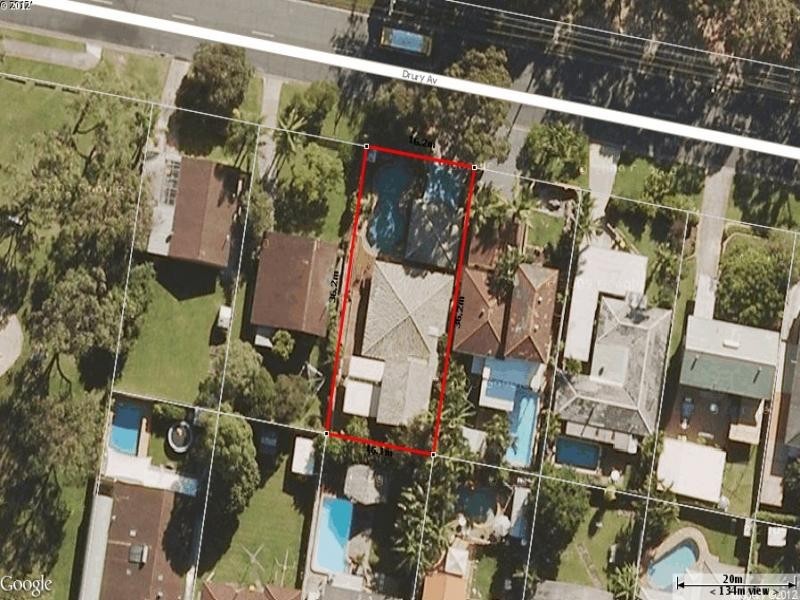 40 Drury Ave, Southport QLD 4215