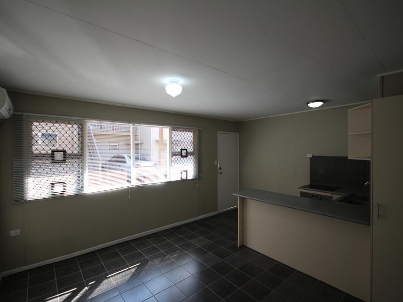 3/144 Frank St, Labrador QLD 4215