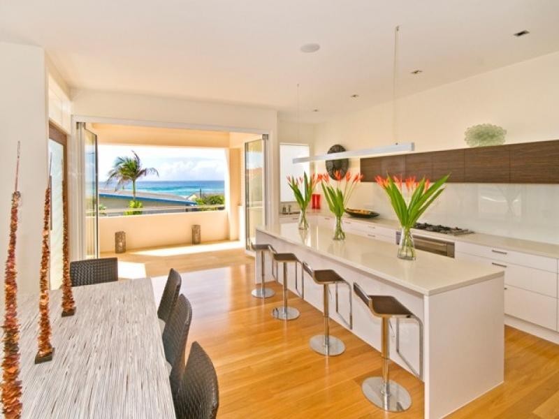 228 Jefferson Lane, Palm Beach QLD 4221