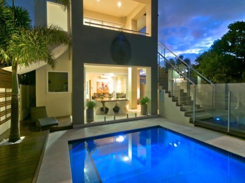 228 Jefferson Lane, Palm Beach QLD 4221