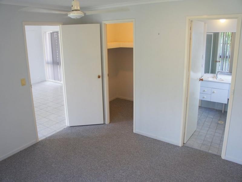 48 Bosun Parade, Ashmore QLD 4214