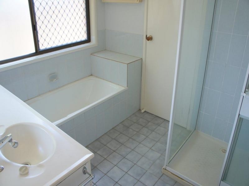 48 Bosun Parade, Ashmore QLD 4214