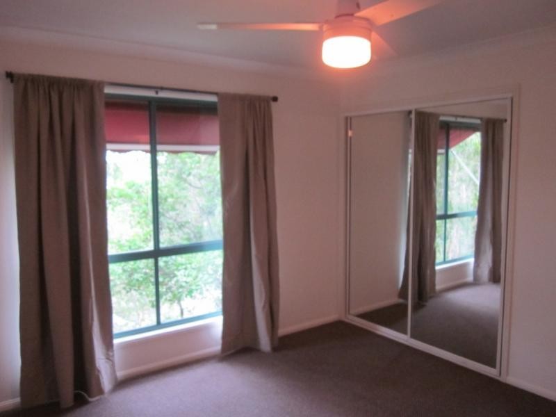 6 Crestridge Cres, Oxenford QLD 4210