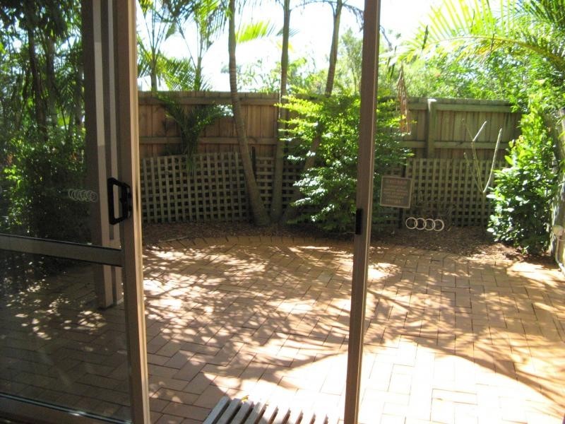 5/164 Alexander Drive, Highland Park QLD 4211